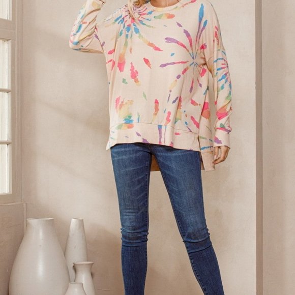 Women's Taupe Round Neckline Hi-lo Hem Multi Color Print Knit Sweater NWT - Picture 2 of 5